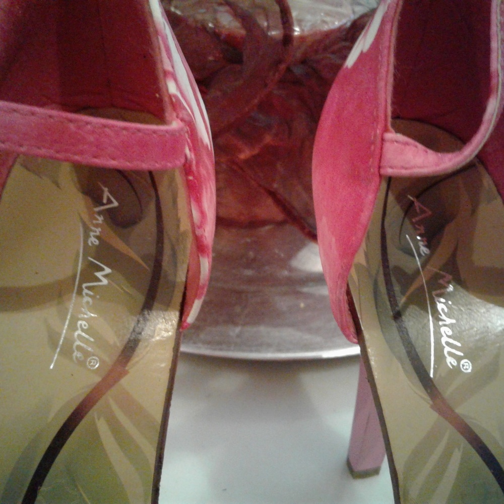 Pink Rose Platform Heels - Picture 3 of 8